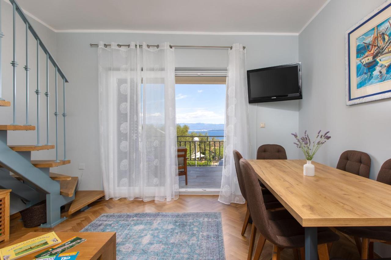 And Charming Apartment In Vantacici Malinska Exteriör bild