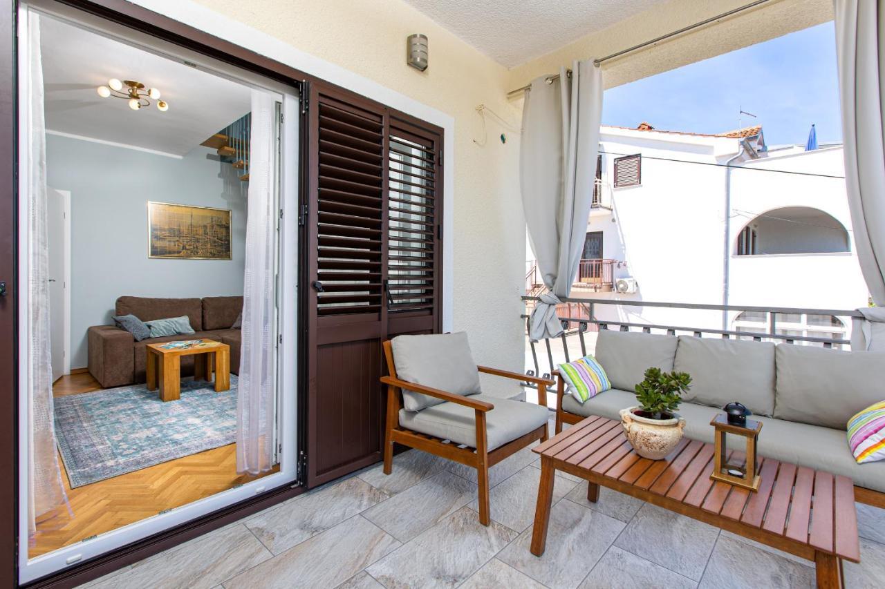 And Charming Apartment In Vantacici Malinska Exteriör bild